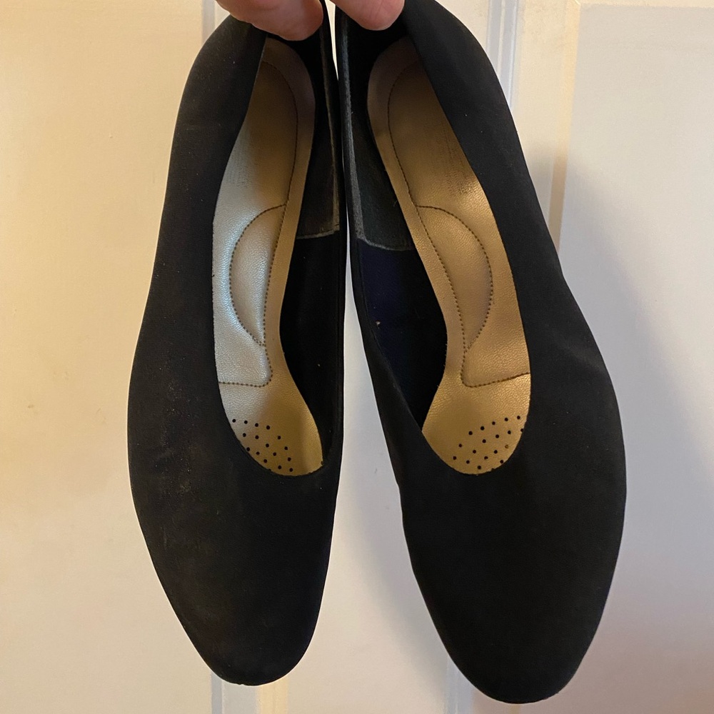Women’s low black military heel